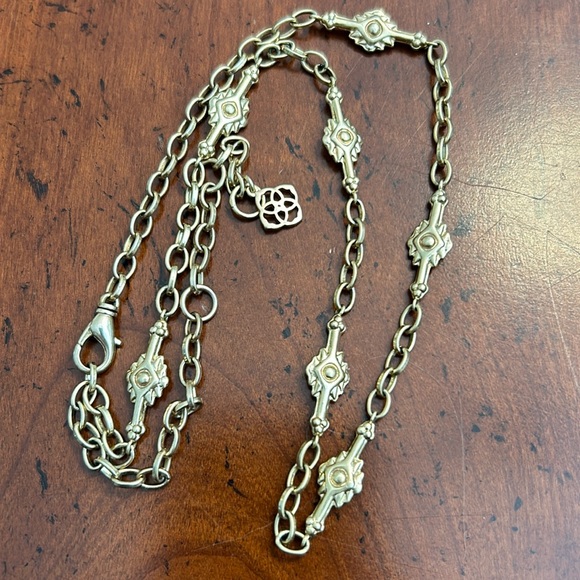 Kendra Scott Shiva Strand Necklace in Gold Adjustable - Picture 1 of 4